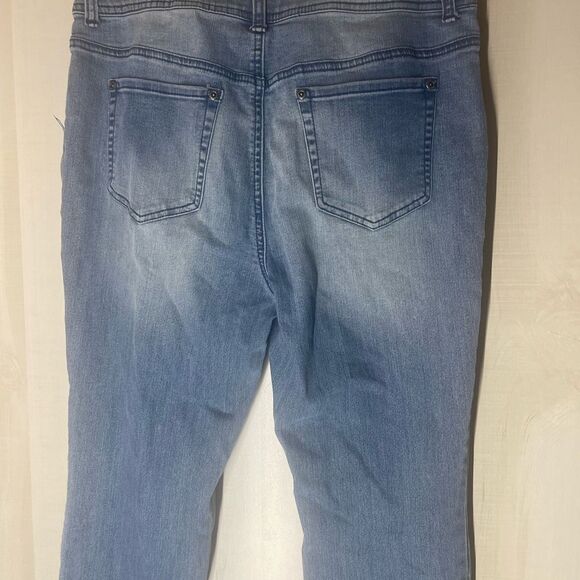 Chicos straight leg denim jeans size 1 short, size 8 - Picture 9 of 9